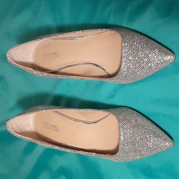 Michael Michael KORS SILVER SPARKLE HEELS, SIZE 5.1/2 - Picture 1 of 7